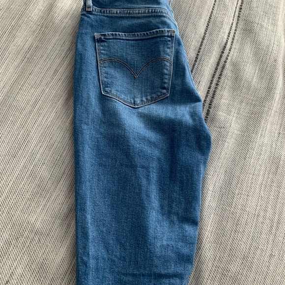 Levi’s 721 High Rise Skinny size 27 - Picture 6 of 7